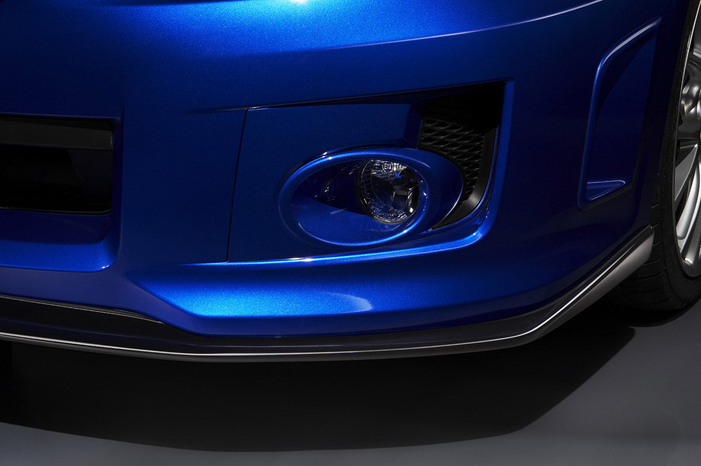 ST96020ZR260 Front Lip Close Up