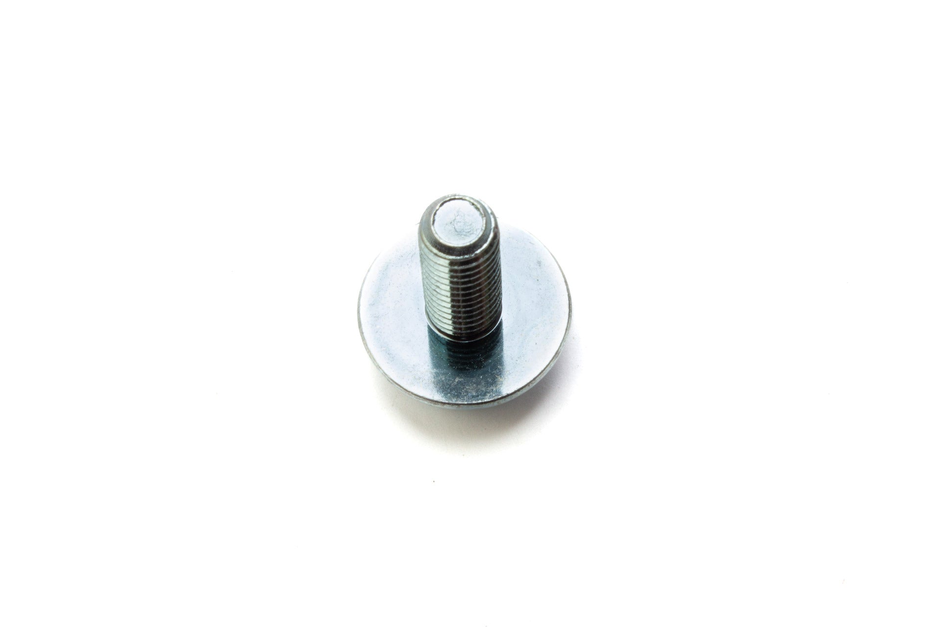  800706930 Timing Cover Bolt Thread View